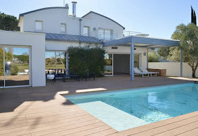 House with pool and terrace 2