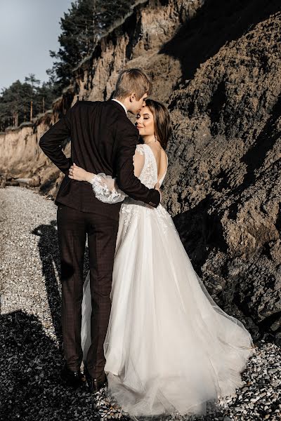 結婚式の写真家Vladimir Lesnikov (lesnikov)。2022 6月24日の写真