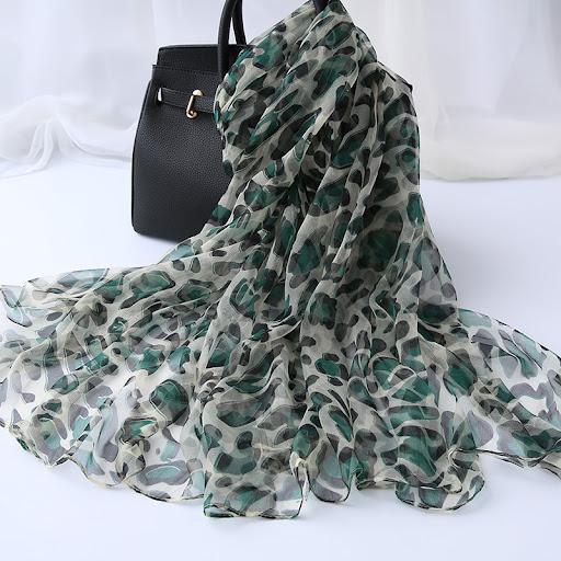 Title 4, Ladies Fashion Decorative Versatile Silk Scarf