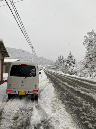 ハイゼットカーゴ の雪 ヘッドライト 雪付着対策 ガラコに関するカスタム メンテナンスの投稿画像 車のカスタム情報はcartune