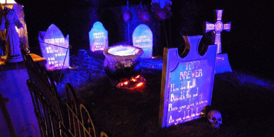 Awesome 3D Printed Tombstone Halloween Decorations