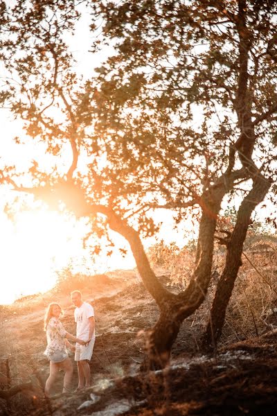 Fotógrafo de casamento Sergey Tinyakov (tinyakov). Foto de 28 de agosto 2014