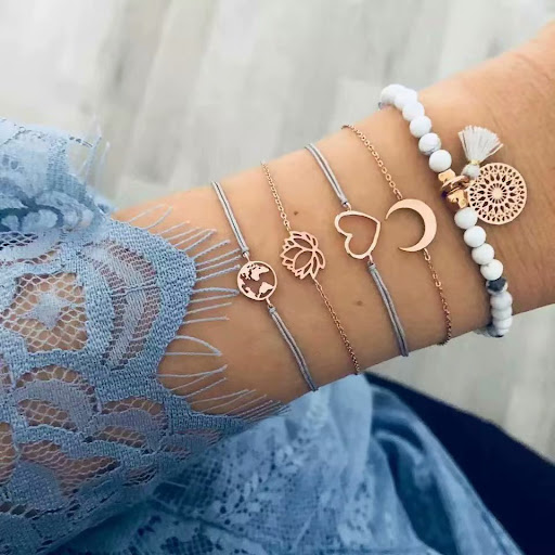 Title 5, Shell holle bloem kralen ketting 4 -delige armband