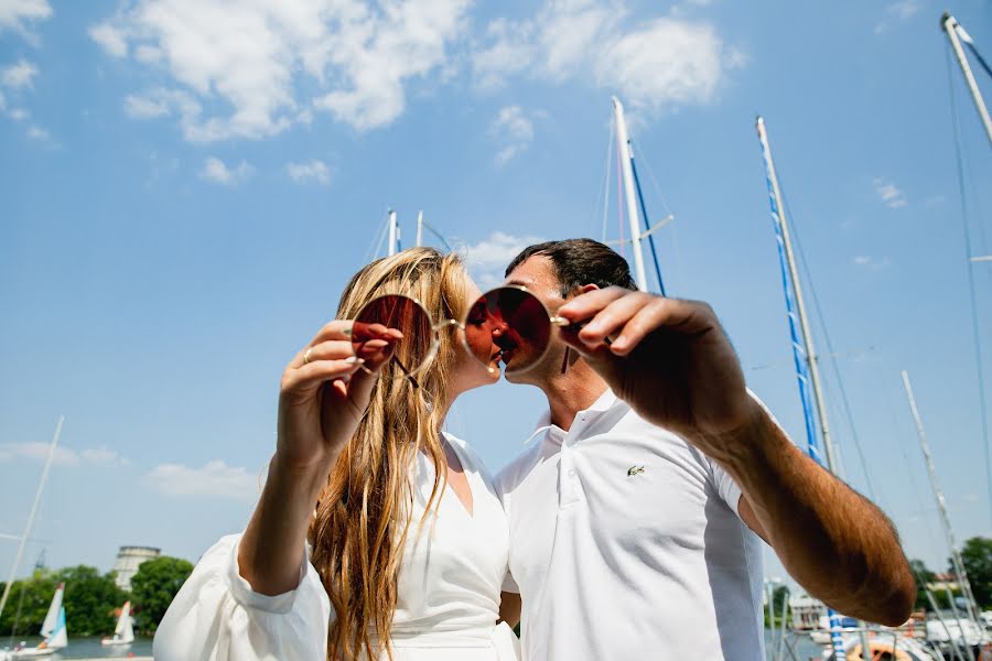 Fotografo di matrimoni Kseniya Romanova (romanovakseniya). Foto del 10 luglio 2020