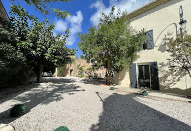 House with pool and terrace 4