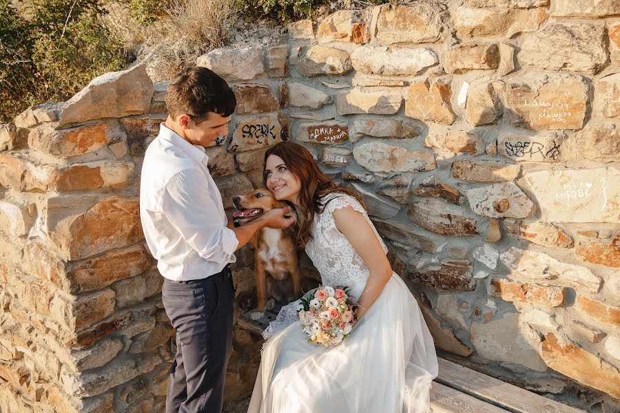 Fotógrafo de casamento Natalya Otrakovskaya (otrakovskayan). Foto de 29 de abril 2020