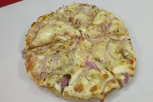 Onion Garlic Pizza