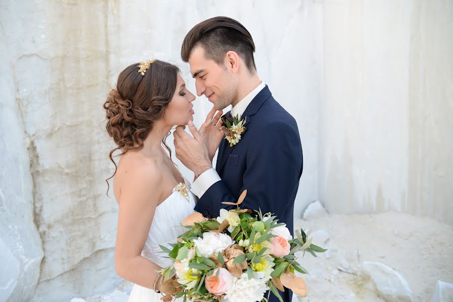 Wedding photographer Darya Zaozerova (dashutaz). Photo of 3 July 2015