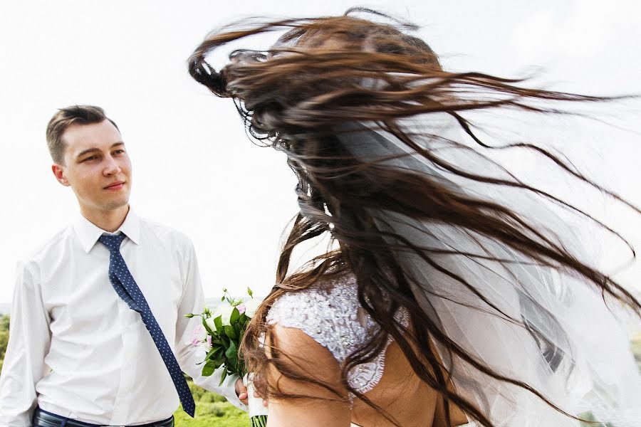 Fotógrafo de casamento Oksana Solopova (oxisolopova). Foto de 17 de agosto 2016