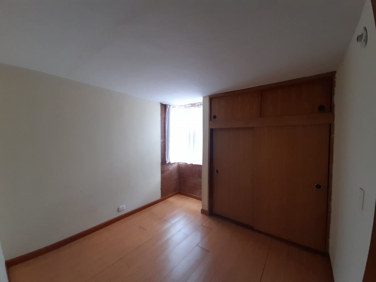 Casa En Venta - Portales Del Norte, Bogota