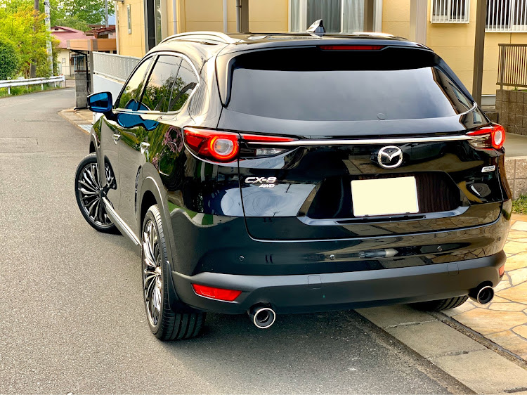CX-8のマツダ・CX-8・洗車・21インチ・SUVに関するカスタム事例の投稿画像1枚目