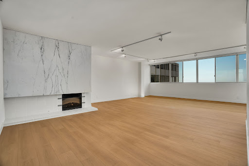 Apartment with pool 3