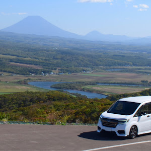 ステップワゴンスパーダ RP4