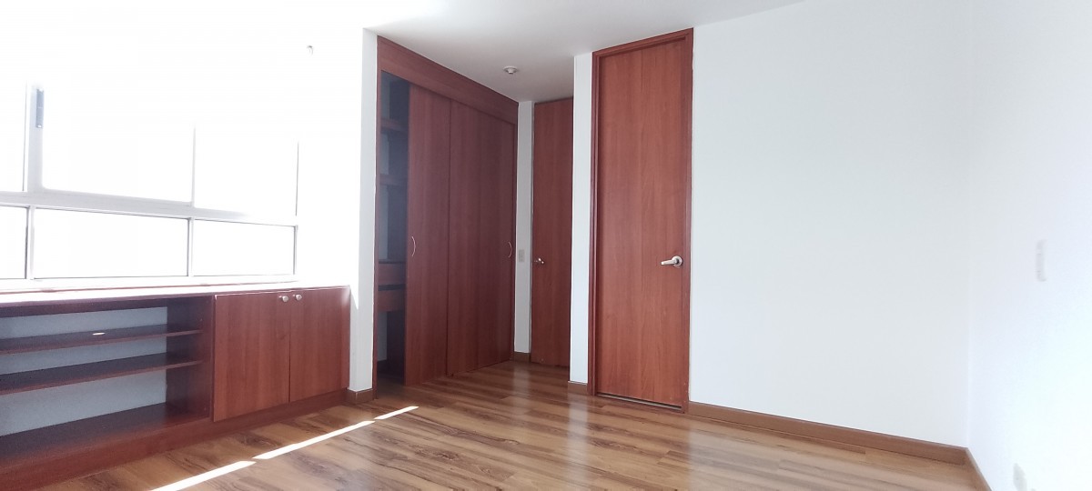 Apartamento En Arriendo - Mazuren, Bogota