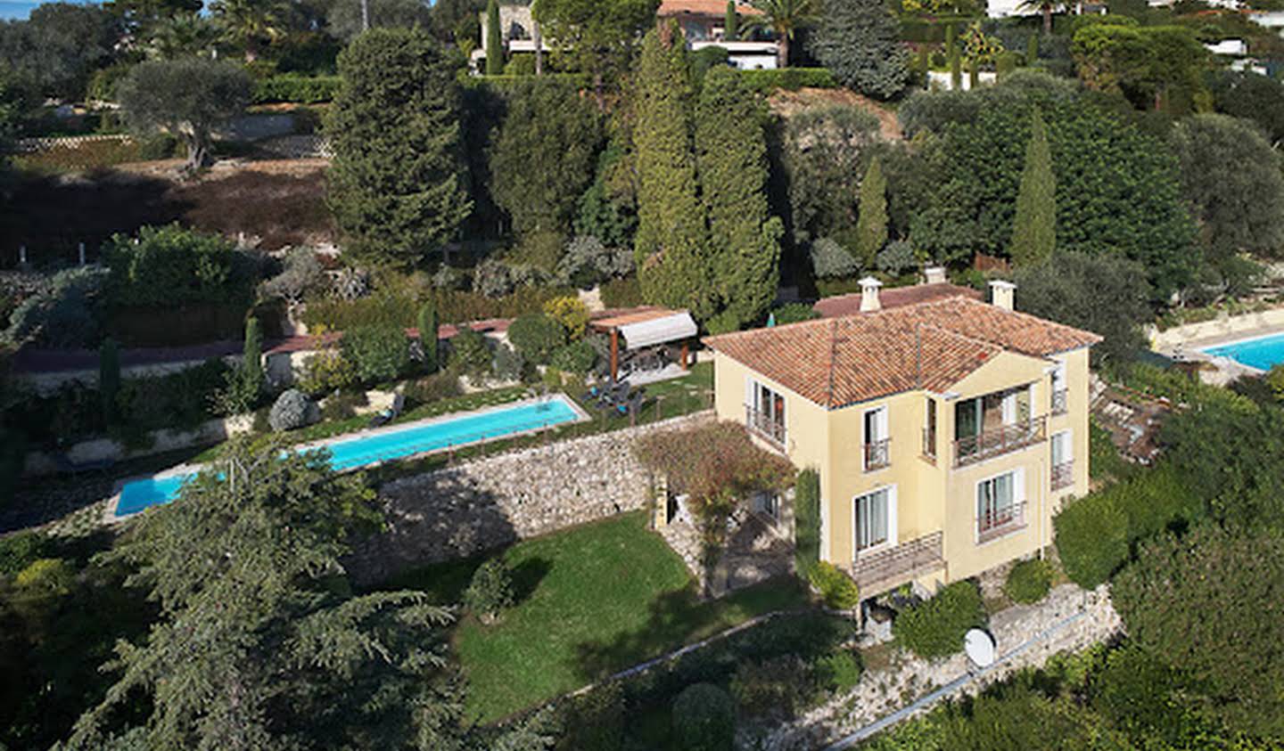 Villa with pool and garden Beaulieu-sur-Mer