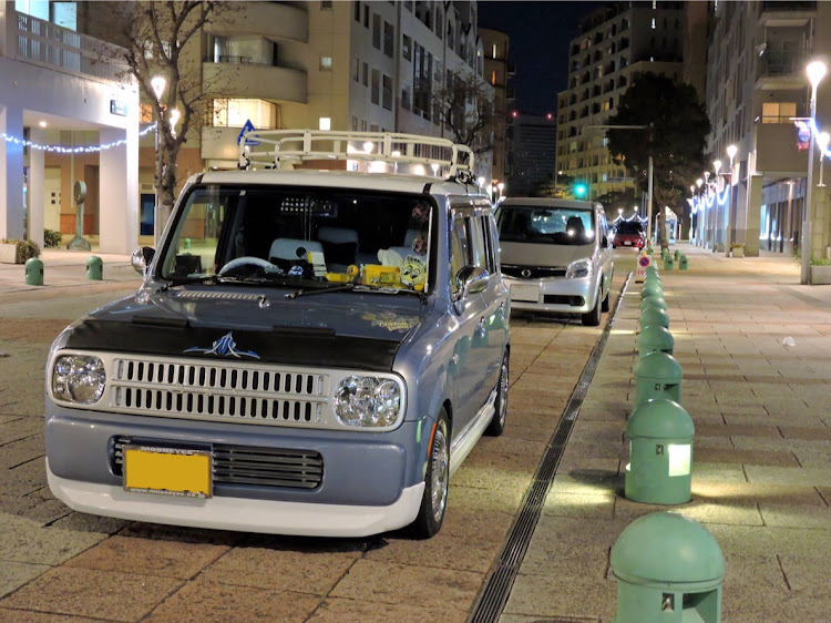 アルトラパンのドライブ・千葉のイタリア街・柏スーパーオートバックス・ムーンアイズに関するカスタム事例の投稿画像2枚目