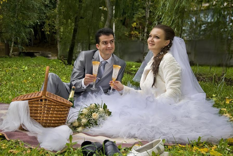 Wedding photographer Elena Vershinina (alen99). Photo of 12 February 2014