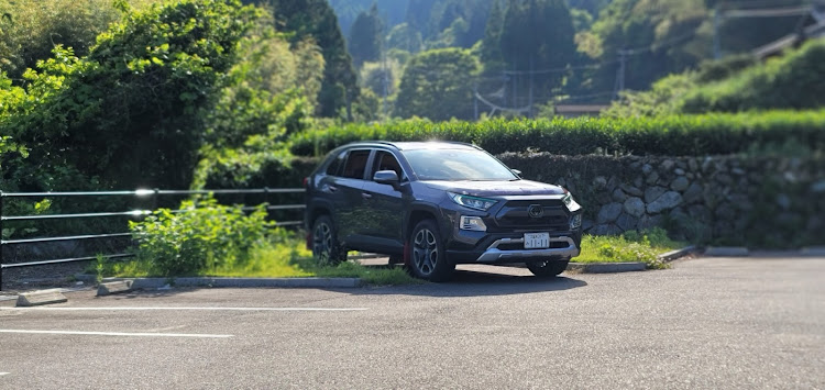 RAV4のドライブ・外向きオーディオ・ダイコックオーディオ・カメ活ドライブ・山の中に関するカスタム事例の投稿画像5枚目