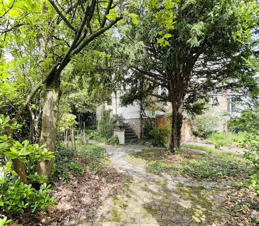 House 3