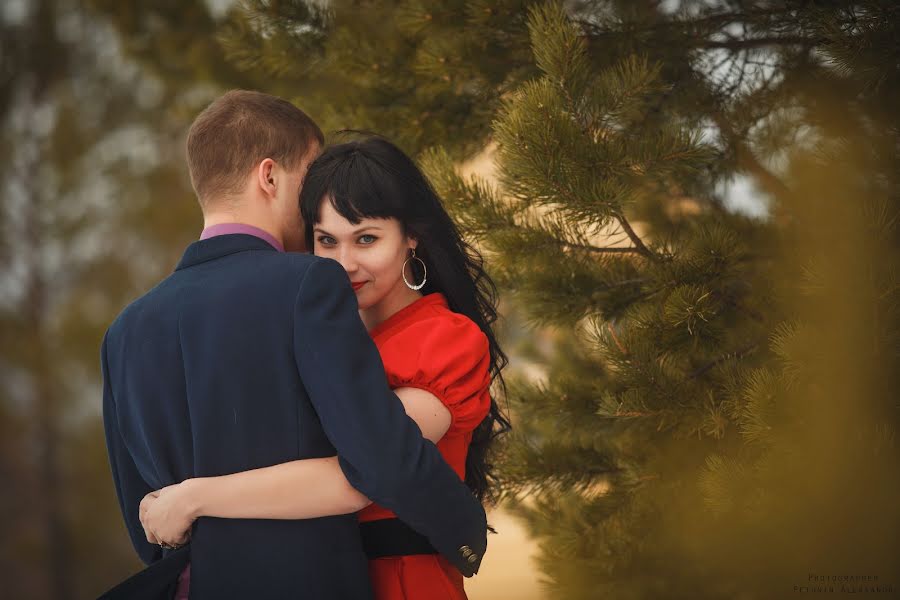 Fotógrafo de casamento Aleksandr Petunin (petunin). Foto de 23 de março 2015