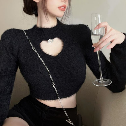 Title 1, Short-sleeved Sweater With Slim Fit Inside