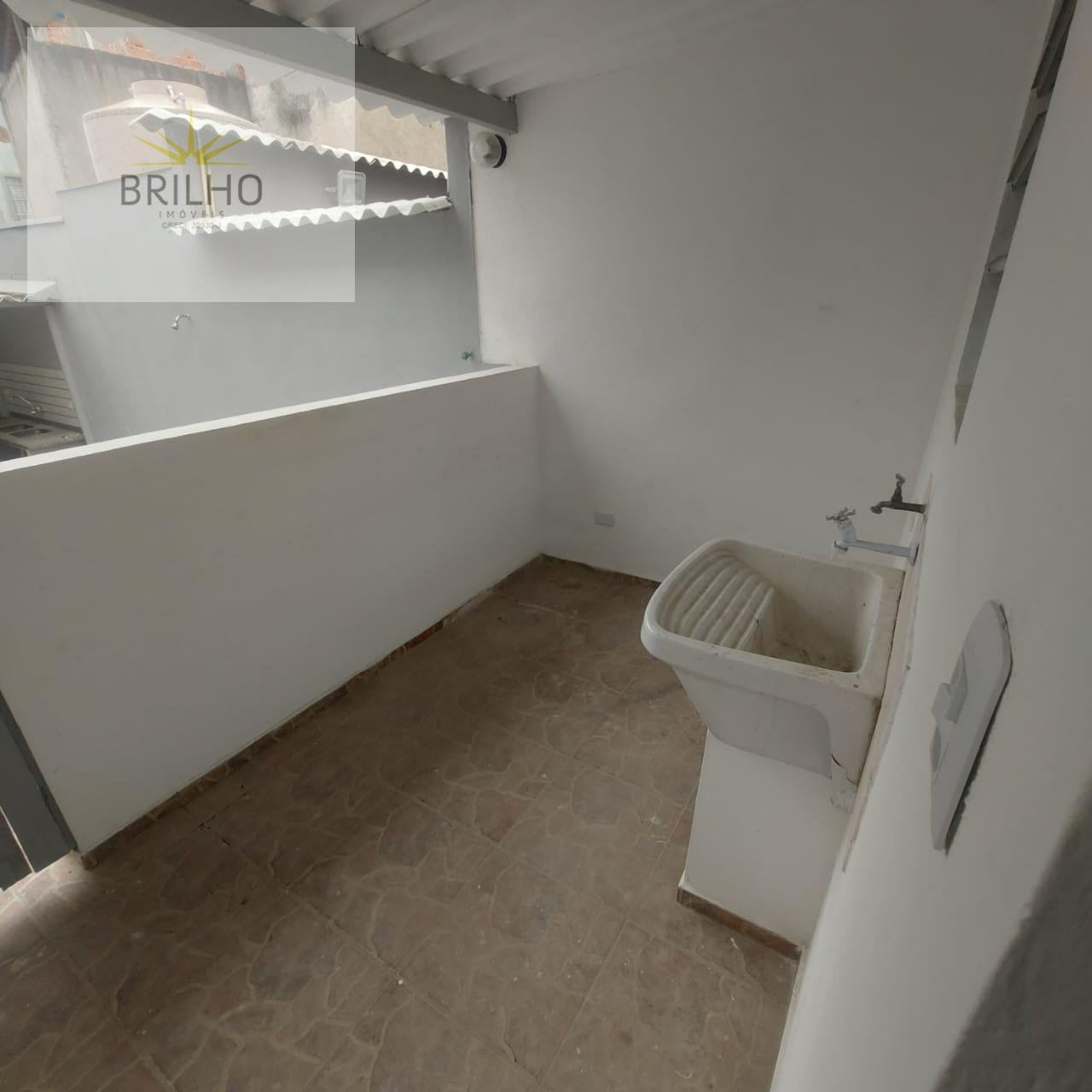 Casa para alugar com 2 quartos, 130m² - Foto 14