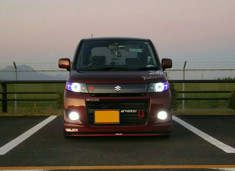 ワゴンRスティングレーのヘッドライトLED化・LEDイカリング・DIY・ドライブスポットに関するカスタム事例の投稿画像5枚目