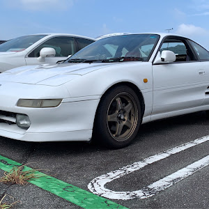 MR2