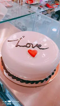 Love n cake photo 8