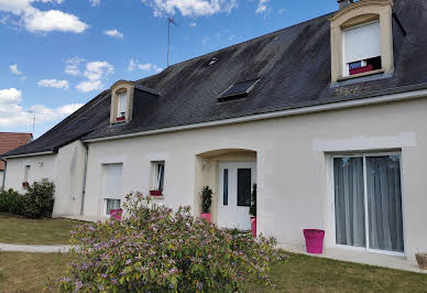 Maison avec terrasse 1