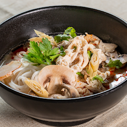 Tom Kha Chicken Noodle Soup (Noodle in Coconut Soup)