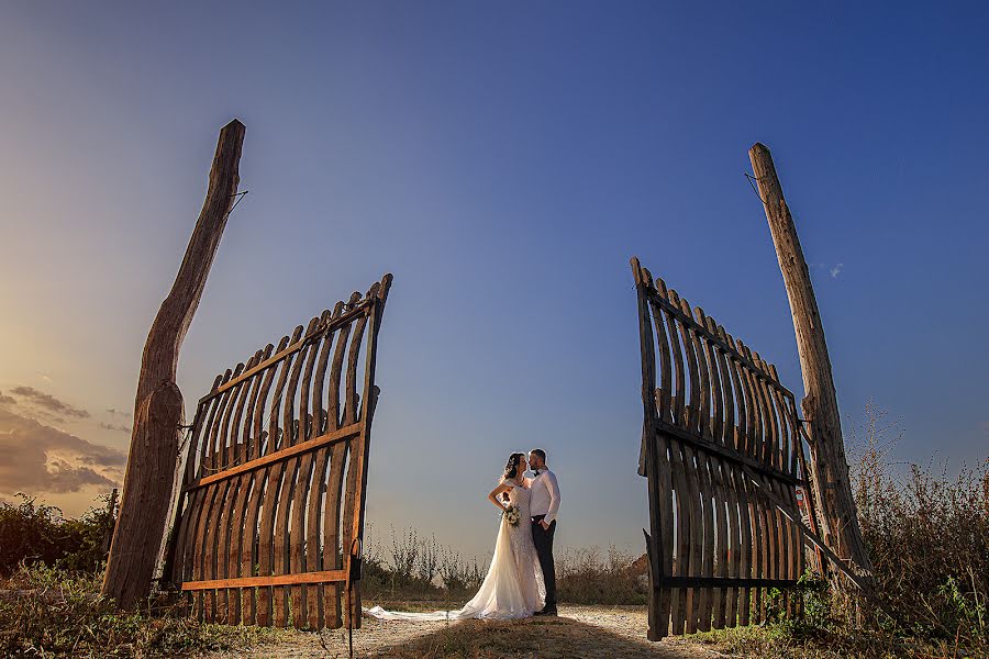 Svadobný fotograf Dejan Nikolic (dejan-nikolic). Fotografia publikovaná 13. septembra 2019