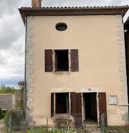 maison à Manot (16)