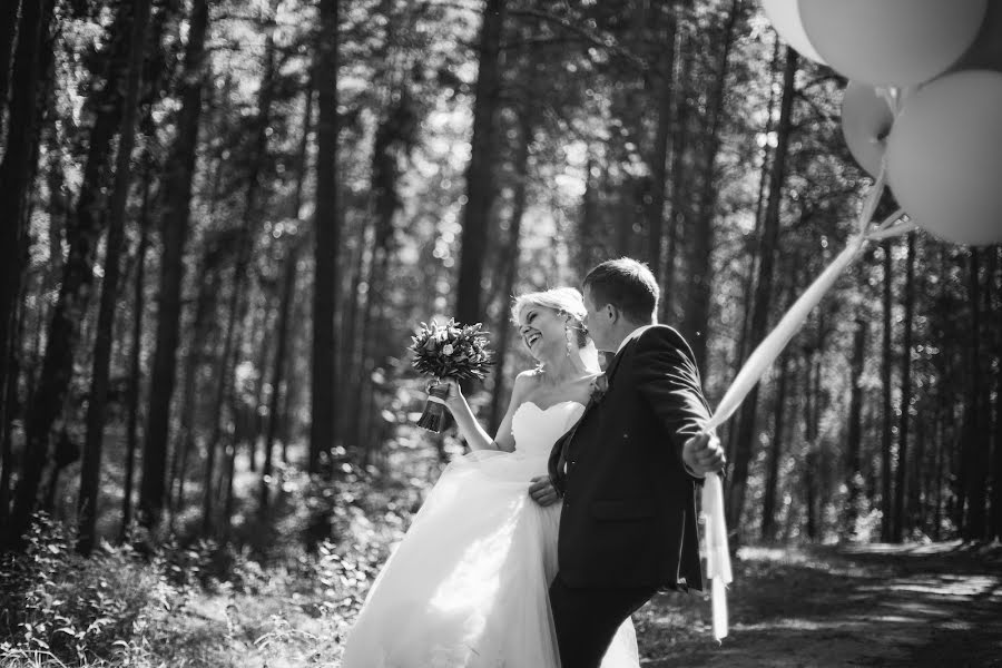 Bryllupsfotograf Aleksandr Guzenko (guzenko). Bilde av 19 februar 2020