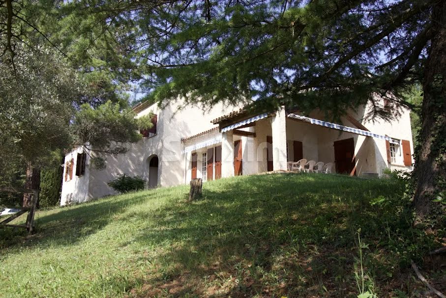 Vente villa 9 pièces 262 m² à Aix-en-Provence (13090), 1 200 000 €