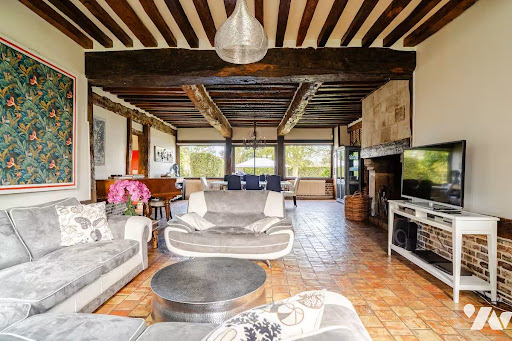 Villa avec piscine et terrasse 3