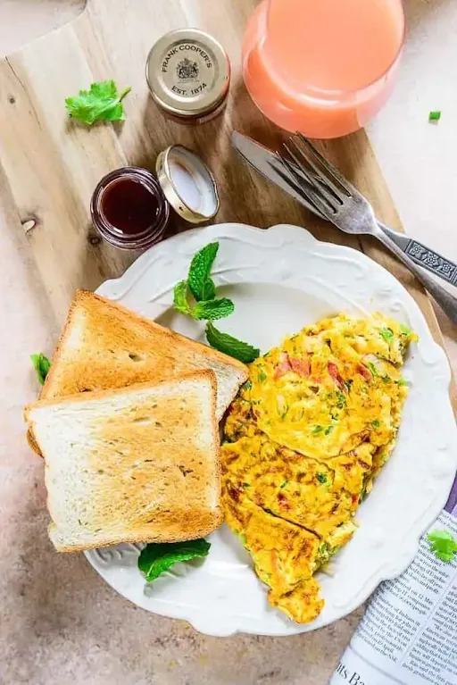 Double Egg Omelette With Roasted Bread