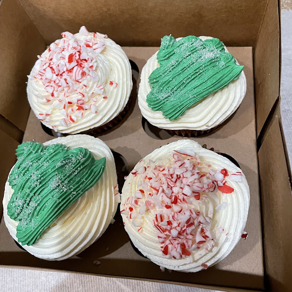 Decorated cupcakes!