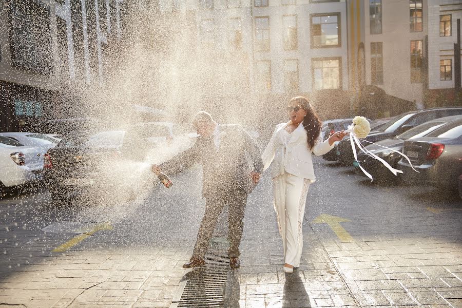 Wedding photographer Dinara Yusupova (dinarayusupova). Photo of 16 November 2021