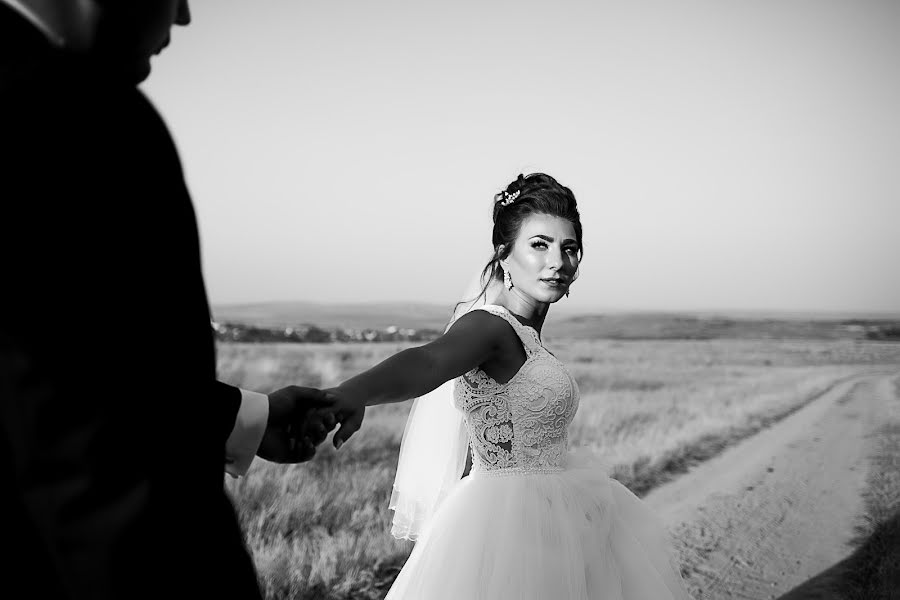 Wedding photographer Silviu Monor (monor). Photo of 27 September 2017