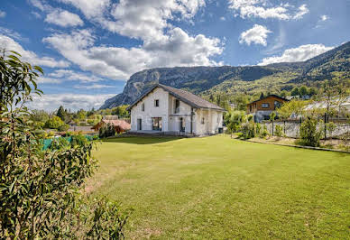 Maison avec terrasse 2