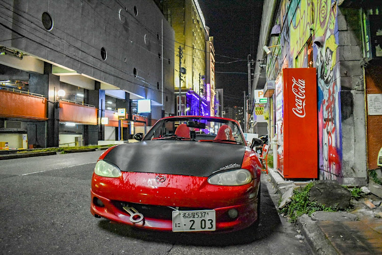 ロードスターのロードスターNR-A・実はプチ仕様変更してます・男は黙って前をいけ！・いつもと違った雰囲気で撮影・中華製はやっぱ安かろう悪かろうだね。。。に関するカスタム事例の投稿画像10枚目