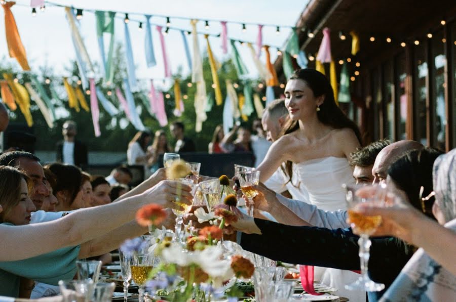 Fotógrafo de casamento Tanya Ananeva (tanyaananeva). Foto de 5 de março 2023