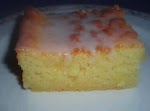 Best Lemon Sheet Cake from RecipesandOtherCoolStuff was pinched from <a href="https://www.facebook.com/photo.php?fbid=1382556101975851" target="_blank">www.facebook.com.</a>