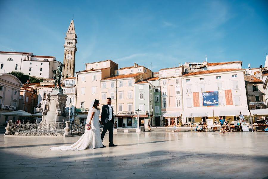 Wedding photographer Andrey Tebenikhin (atshoots). Photo of 23 October 2018