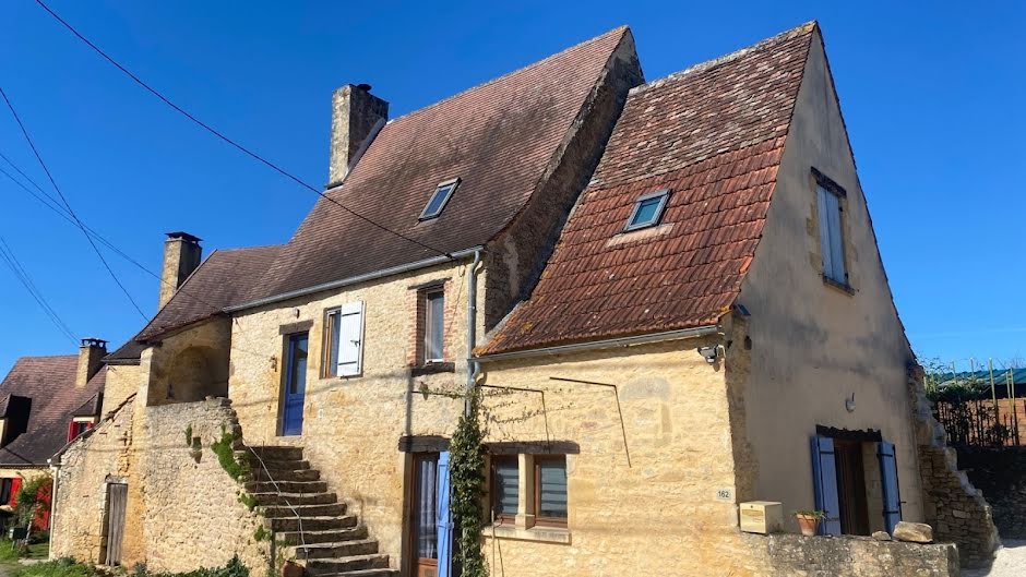 Vente maison 6 pièces 129 m² à Saint-Cyprien (24220), 300 000 €