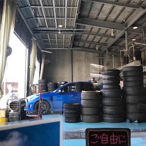 インプレッサ WRX STI GVF