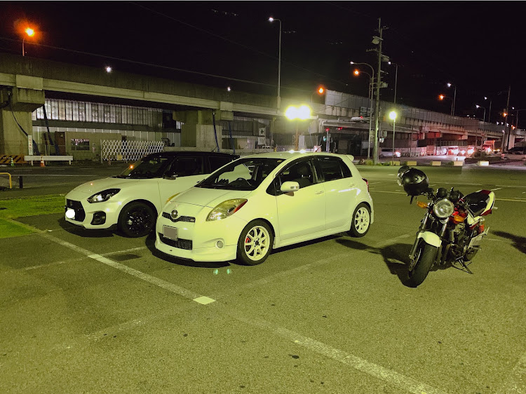 ヴィッツのドライブ・夜マック・車好きに関するカスタム事例の投稿画像1枚目