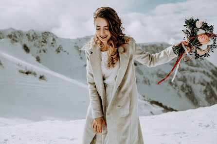 Fotógrafo de casamento Alena Litvinova (litvinovasochi). Foto de 30 de janeiro 2019