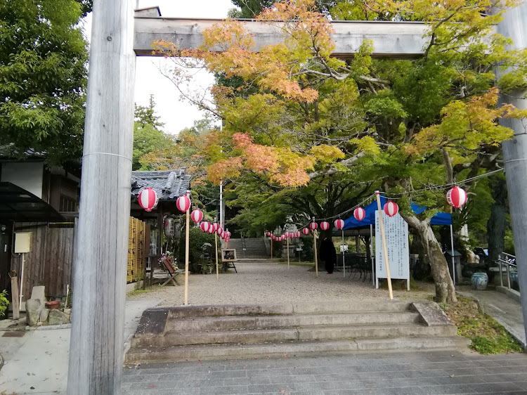 フーガの奈良県桜井市桜井・等彌神社に関するカスタム事例の投稿画像6枚目